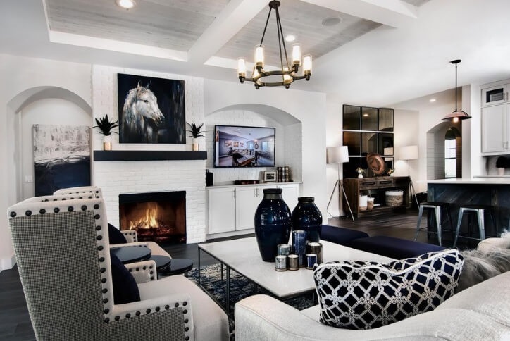 DreamFinders model home living room | Inspiration community near Parker CO